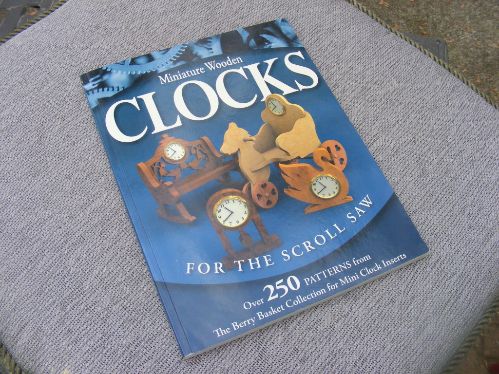 miniature wooden clocks for the scroll saw