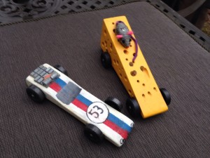 DIY Pinewood Derby Car Kit, Makes 6