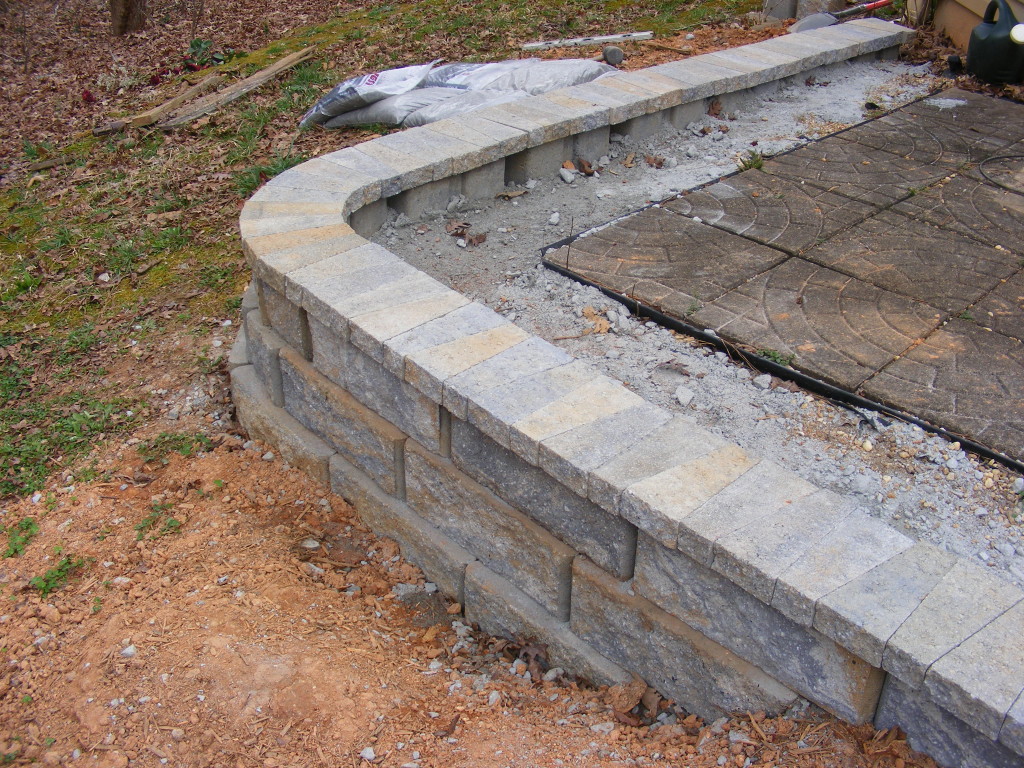 build a simple retaining wall