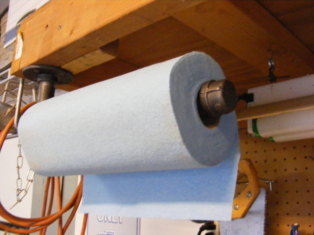 Industrial pipe paper towel holder