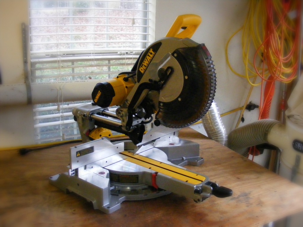 dewalt miter saw