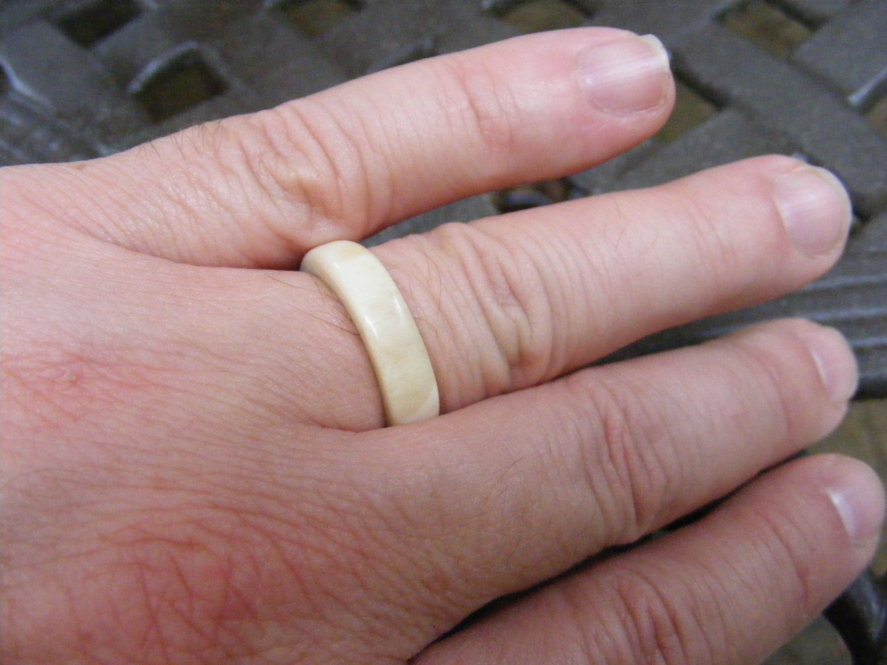 Rings made out outlet of deer antlers