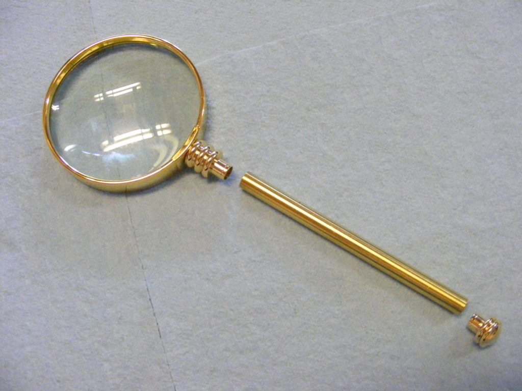 make a magnifying glass