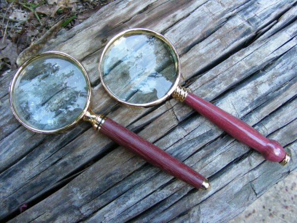 DIY Unfinished Wood Magnifying Glasses – 12 Pc.