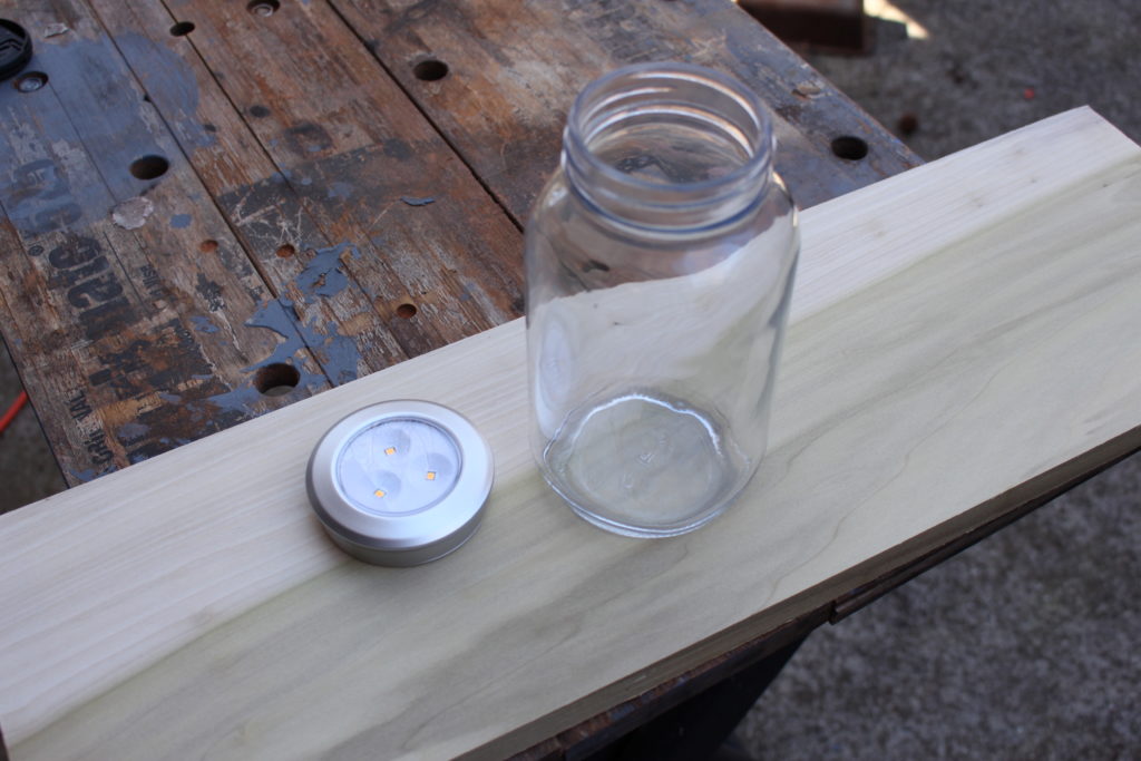 make a mason jar lantern