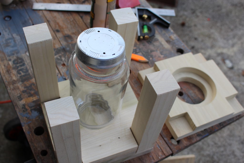 make a mason jar lantern