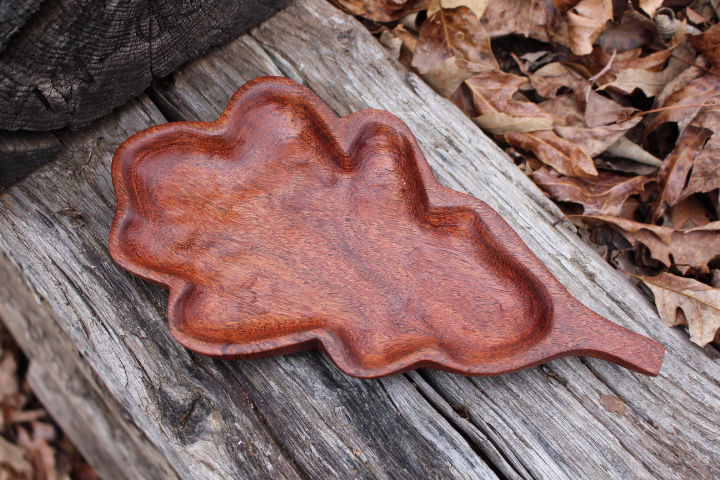 how to carve a wooden leaf tray
